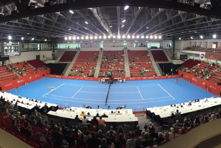 terrain de tennis à L'Université Laval