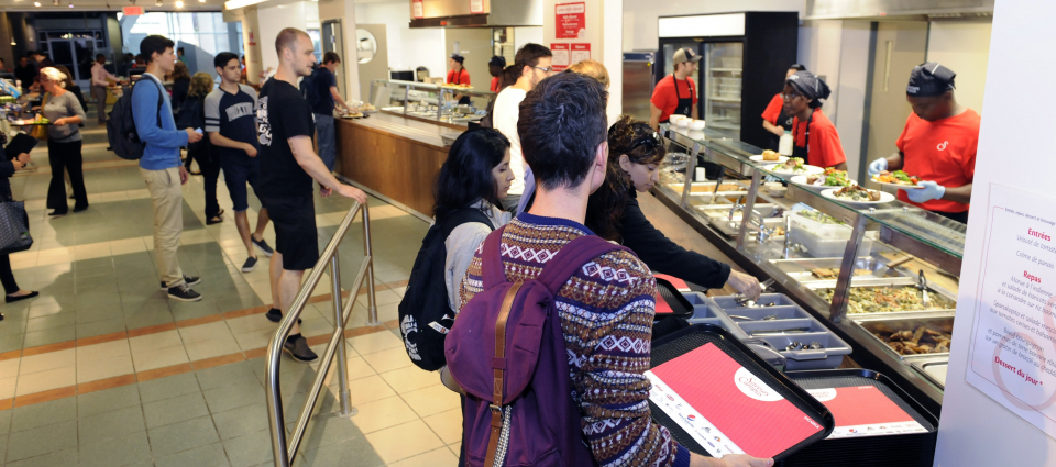 File d'attente dans une cafétériat