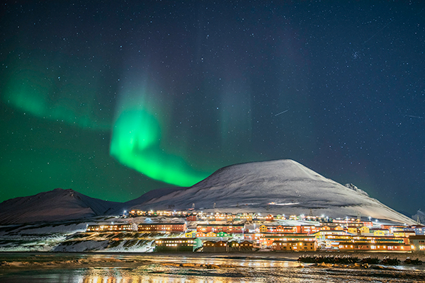Aurore boréale dans l'Arctique