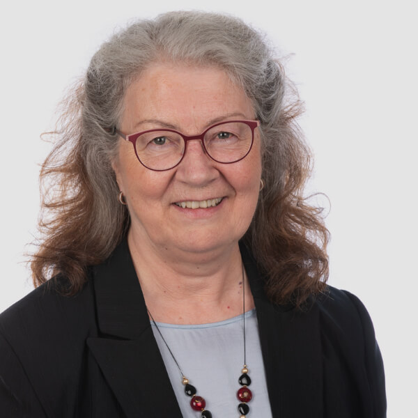 Claire Deschênes
