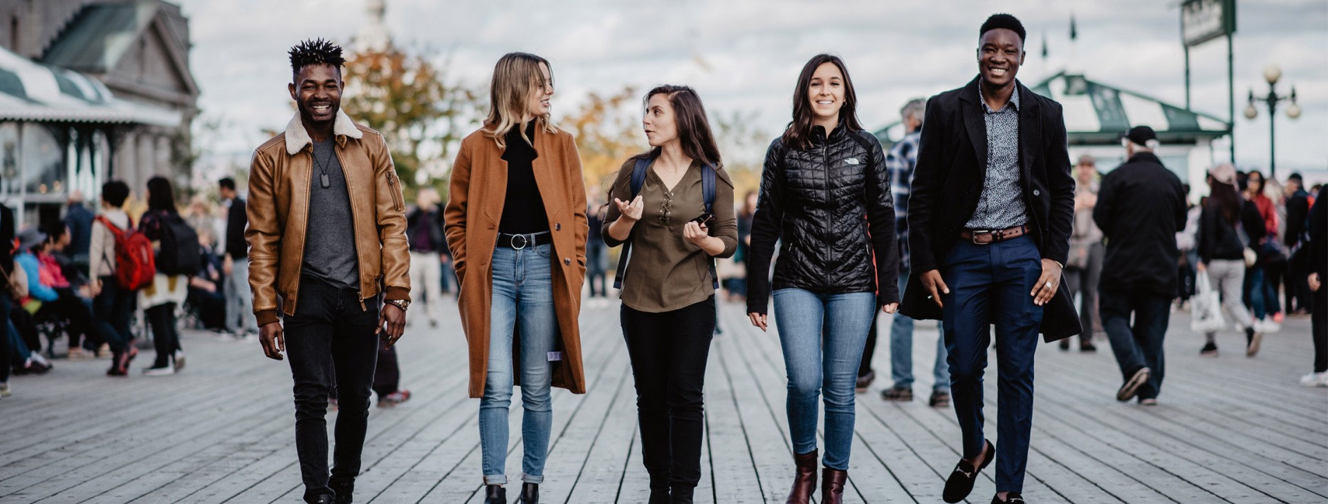 Étudiants sur la Terrasse Dufferin