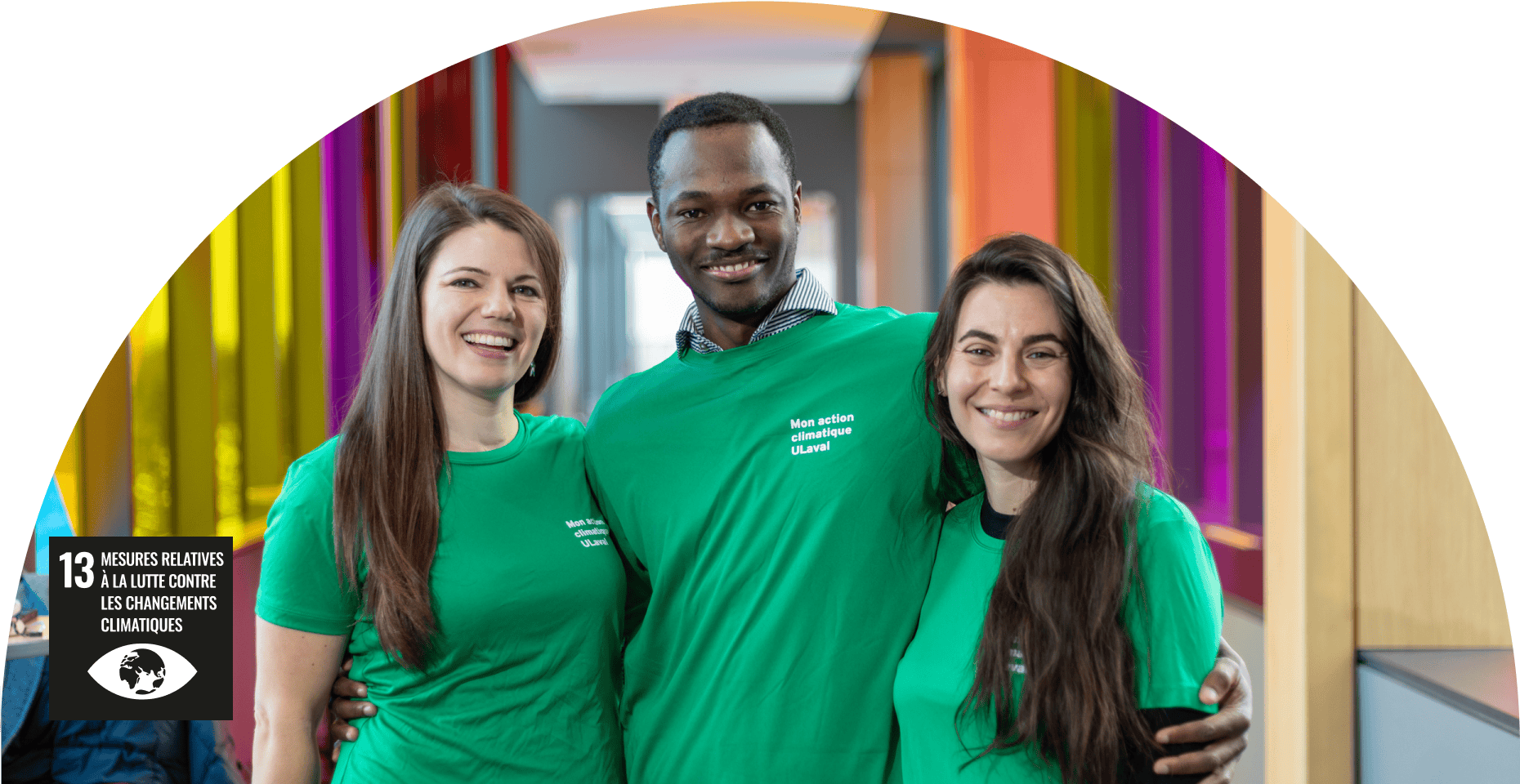 Trois jeunes adultes