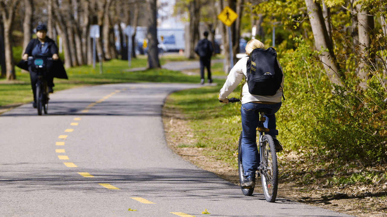 Personne à vélo