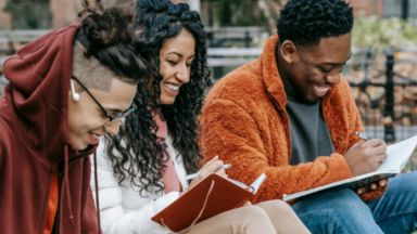 groupe d'étudiants en sociologie